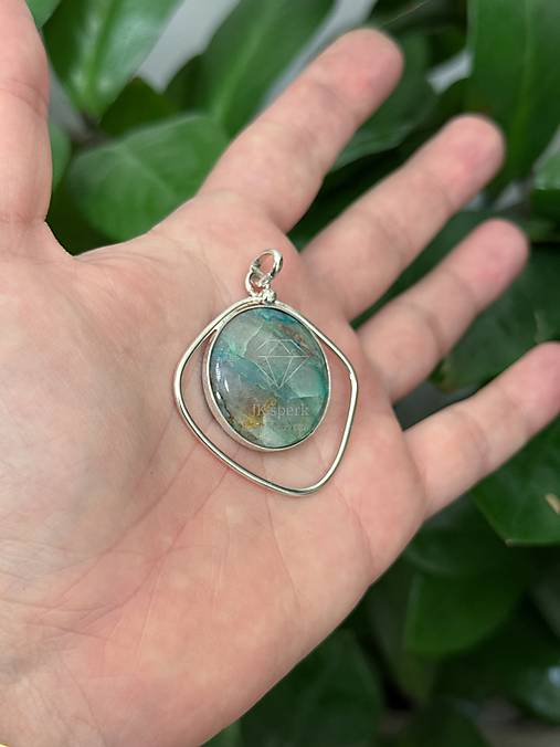 Strieborný 925/1000 prívesok so shattuckitom