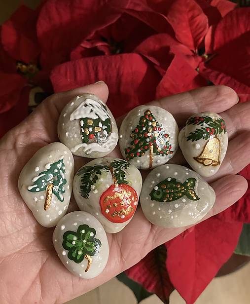 Dekorácie - Vianočná sada🎄7 kamienkov - 18024556_