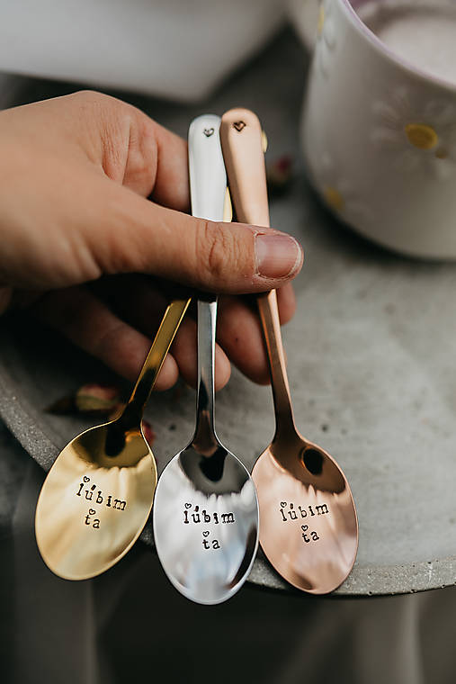 Príbory, varešky, pomôcky - Čajová lyžička Ľúbim ťa - 18028992_