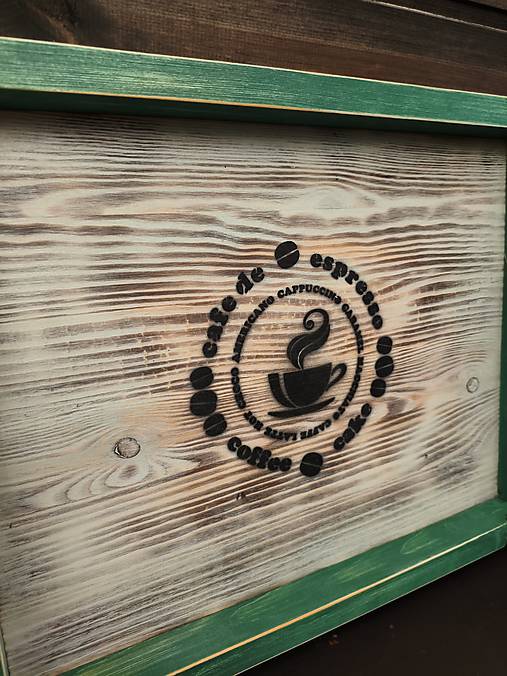 Drevená tácka zelená