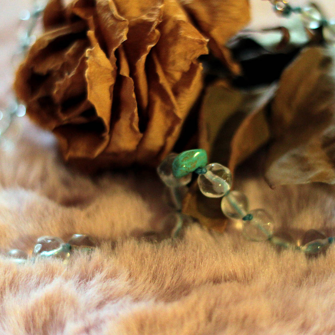 Vločky tyrkysu/ náhrdelník