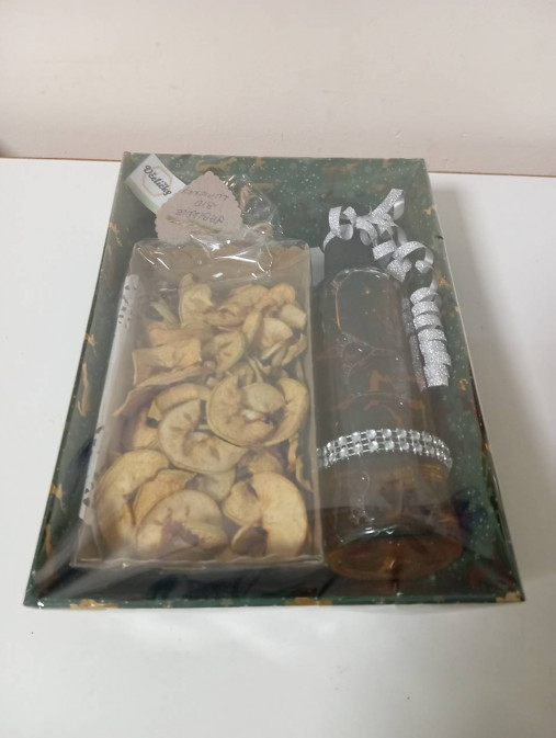 Potravinové darčekové sady - Vianočná darčeková krabička - 18033574_