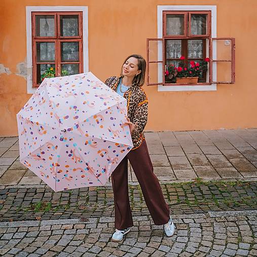 Dlhý dáždnik Milovanie v daždi