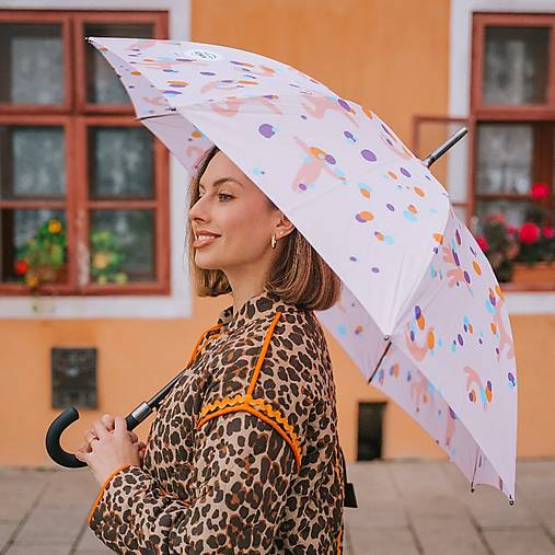 Dlhý dáždnik Milovanie v daždi