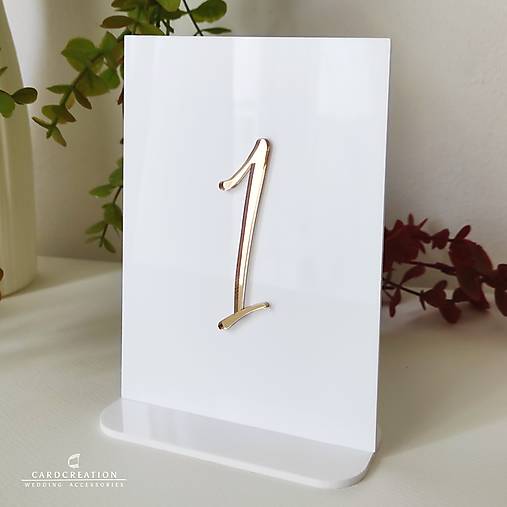 Svadobné čísla stolov 018