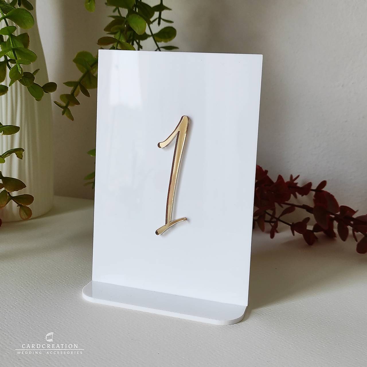 Svadobné čísla stolov 018