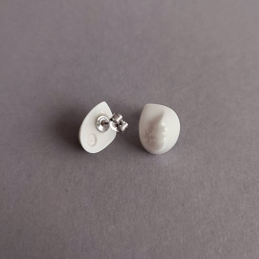 Porcelánové naušnice OnaOna – biele