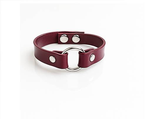 Náramky - Kožený náramek s decentním kroužkem - 18032450_