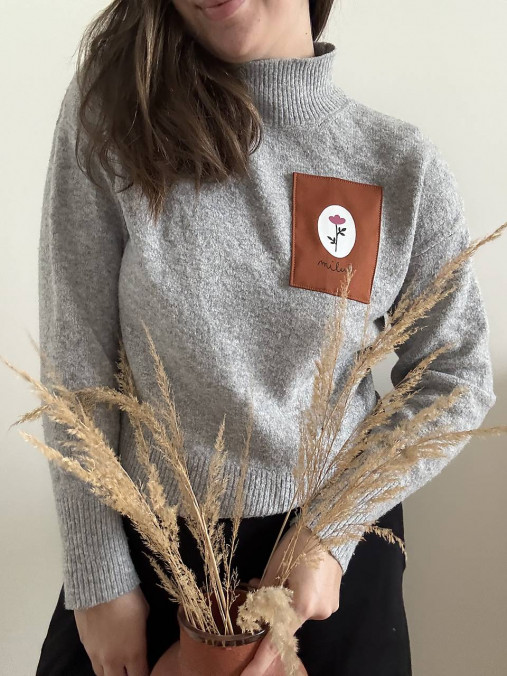 Upcyklovaný sveter MILUJ