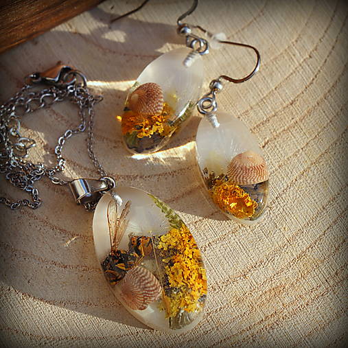 Lesná sada živicový prívesok a náušnice