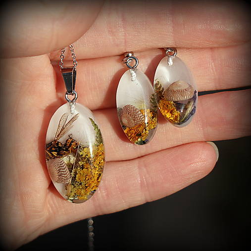 Lesná sada živicový prívesok a náušnice