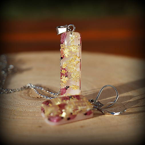 Sada živicový prívesok a náušnice Baza a vresovec