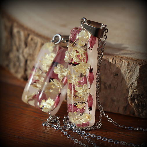 Sada živicový prívesok a náušnice Baza a vresovec