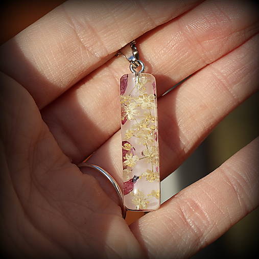 Sada živicový prívesok a náušnice Baza a vresovec