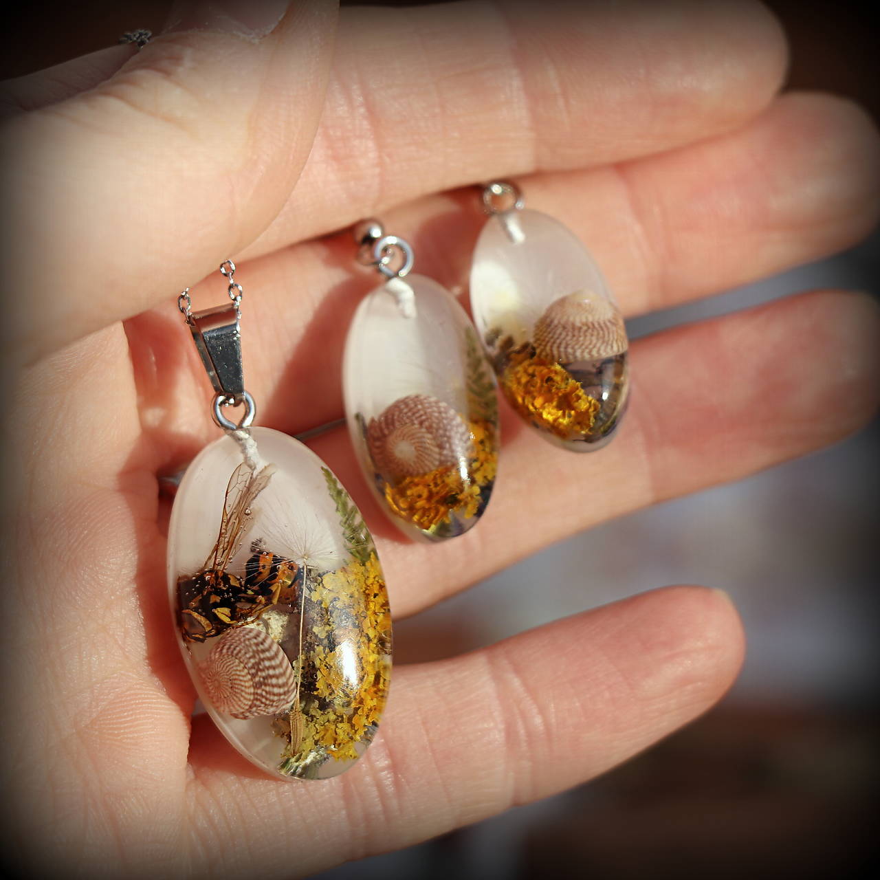 Lesná sada živicový prívesok a náušnice