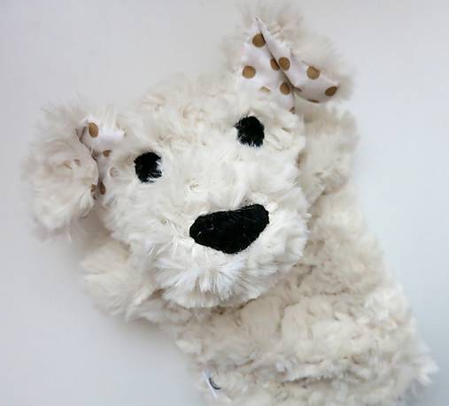 Maňuška psík chlpatý (Biely s bodkovými uškami)