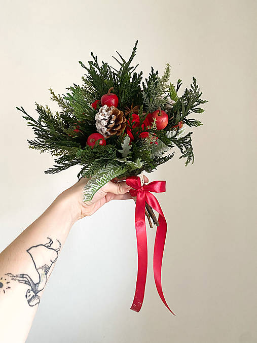 Kytička (svadobná alebo dekoračná) "mágia vianočného lesa"