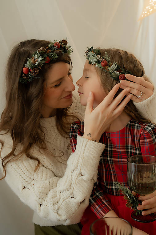 Vianočná čelenka "mágia vianočného lesa"