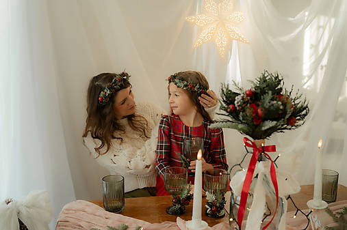 Kytička (svadobná alebo dekoračná) "mágia vianočného lesa"