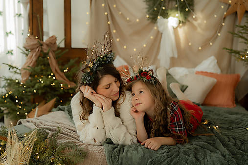 Čelenka so svetielkami "zimný les"