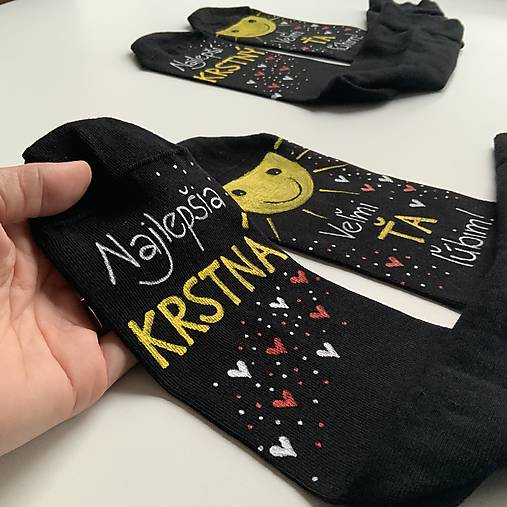 Maľované ponožky pre najlepšiu /výnimočnú KRSTNÚ (Čierne)