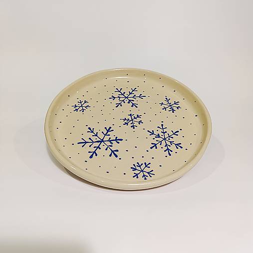 Tanier s modrými vločkami