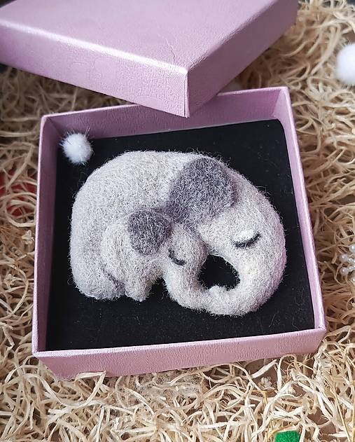 Brošne - Plstená brošňa sloníky - 18036982_