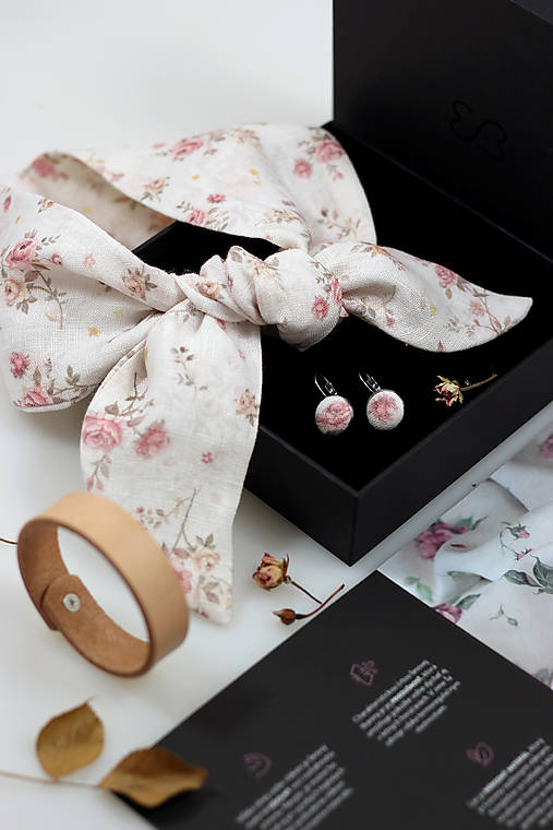 Darček pre ňu - Exkluzívny set, Prémiová ľanová šatka v darčekovej krabici