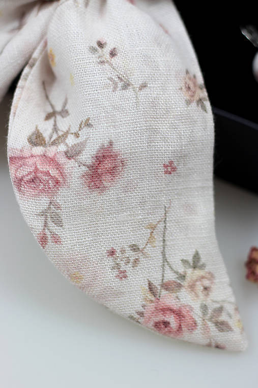 Darček pre ňu - Exkluzívny set, Prémiová ľanová šatka v darčekovej krabici