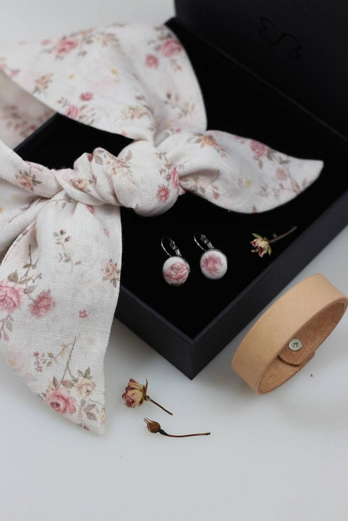 Darček pre ňu - Exkluzívny set, Prémiová ľanová šatka v darčekovej krabici