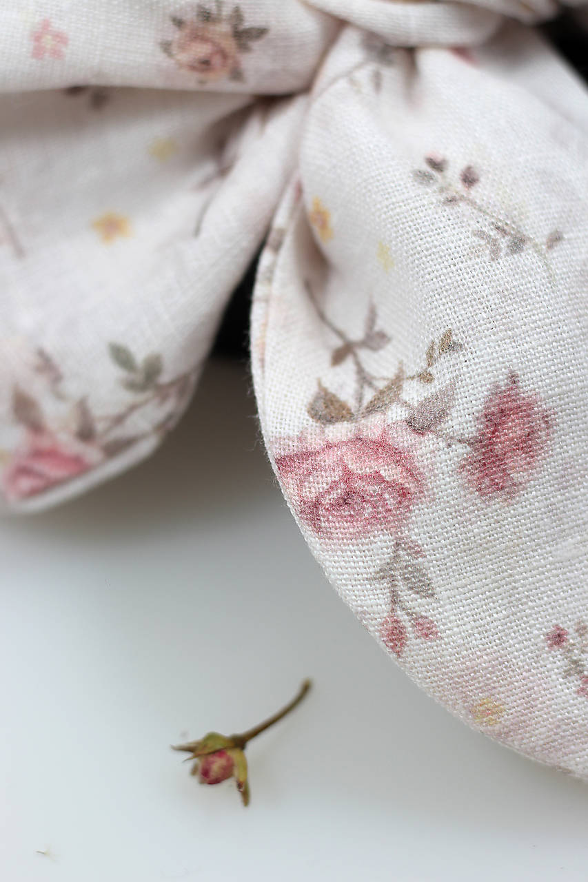 Darček pre ňu - Exkluzívny set, Prémiová ľanová šatka v darčekovej krabici