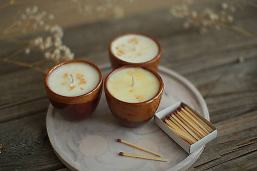 Sviečky - Sójová sviečka v RECI keramike - 18039557_