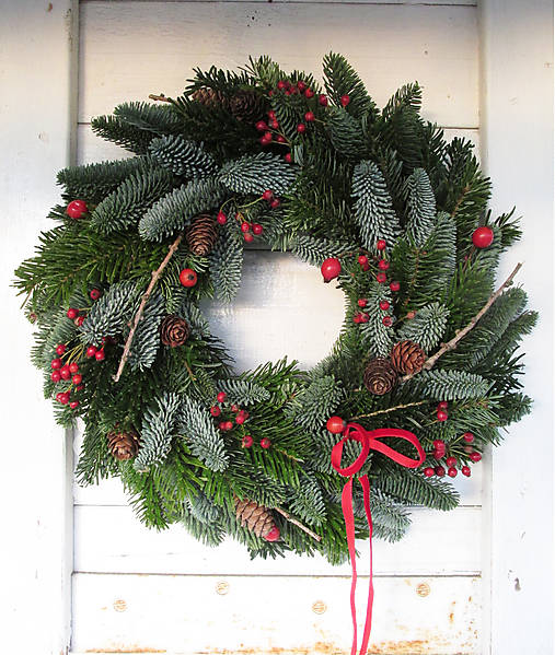 Dekorácie - Vianočný veniec prírodný - 18042294_