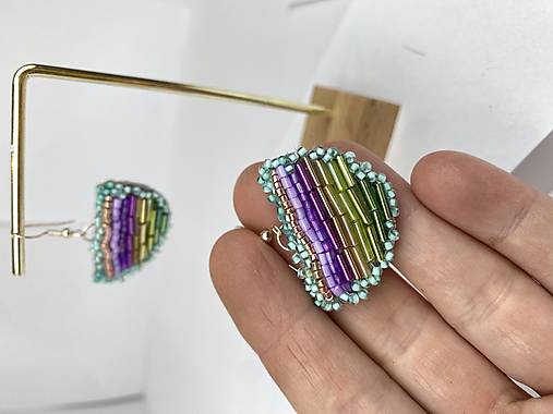 Náušnice vyšívané korálkové