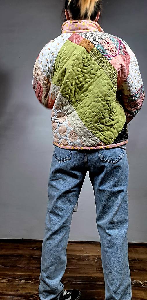 Trendy sešívaná bunda/ casual