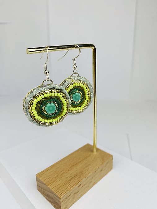 Náušnice vyšívané  kulaté korálkové