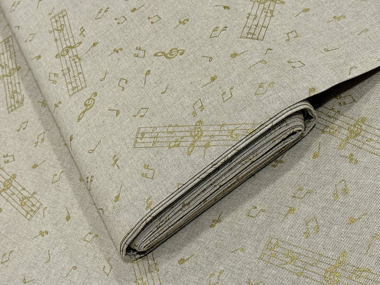 BAVLNA DEKOR / ZLATÉ NOTY NA REŽNOM PODKLADE