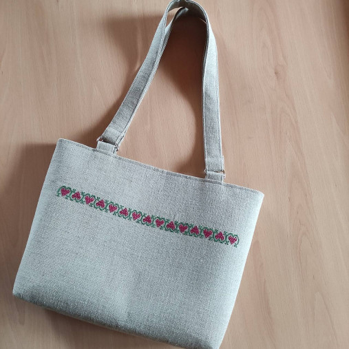 Kabelky - Kabelka s ručnou výšivkou - 18044074_