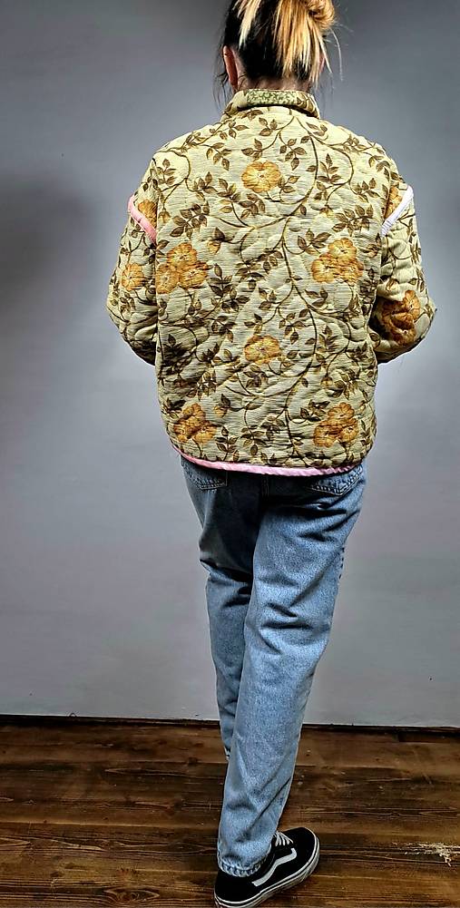 Trendy prošívaná bunda/ casual