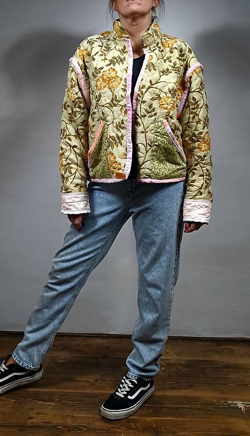 Trendy prošívaná bunda/ casual