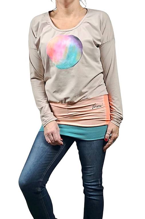 Béžové tričko s malbou kola