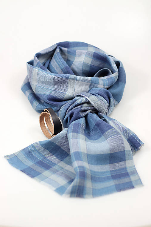 Pánsky modrý kockovaný šál z mäkkého 100% ľanu "Scott"