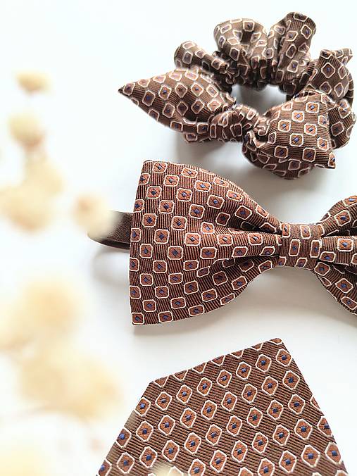 Hnedý vzorovaný set