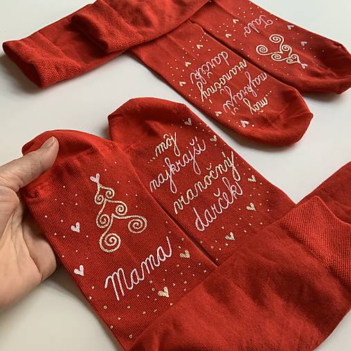 Maľované vianočné ponožky s nápisom: "Si môj ... vianočný darček... (Set 2 párov na ponožkách vo farbe na želanie)