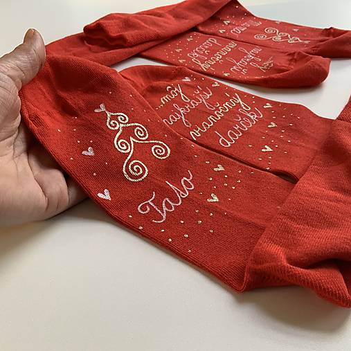 Maľované vianočné ponožky s nápisom: "Si môj ... vianočný darček... (Set 2 párov na ponožkách vo farbe na želanie)