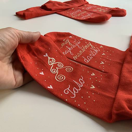 Maľované vianočné ponožky s nápisom: "Si môj ... vianočný darček... (Set 2 párov na ponožkách vo farbe na želanie)