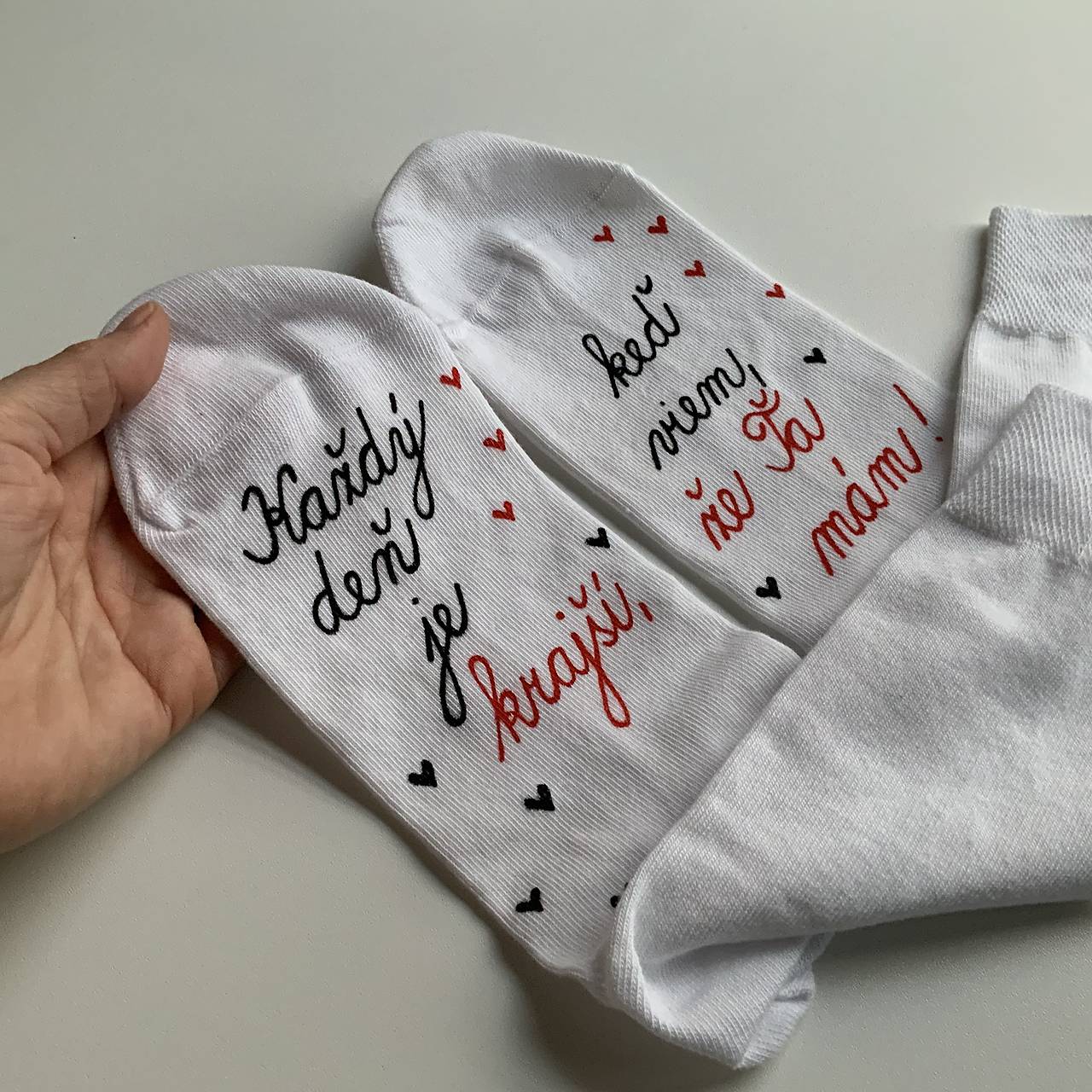 Maľované ponožky SKLADOM veľkosť 39-42 presne ako na fotke