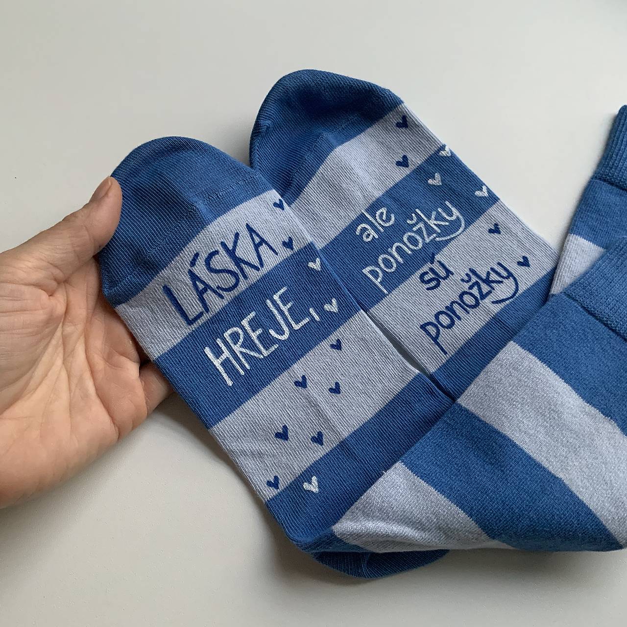 Maľované ponožky SKLADOM veľkosť 39-42 presne ako na fotke