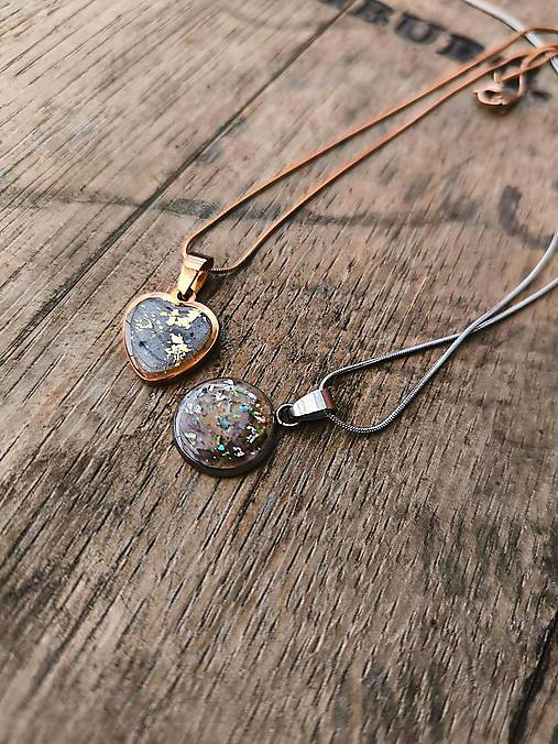 Pamätný prívesok s popolom - ručne vyrobený urnový šperk