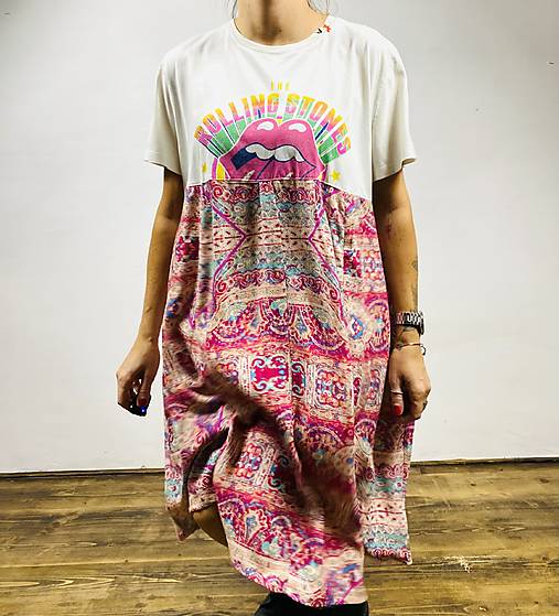 Boho šaty s Nirvánou